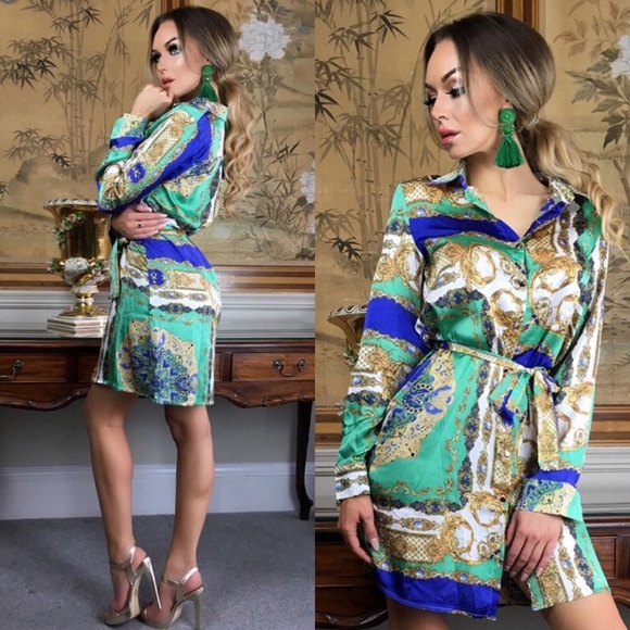 Amirah Dresses & Skirts - 🚨1 left! 🚨 Rhoyal Printed Scarf Dress